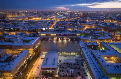 Azimut Hotel Saint Petersburg *4