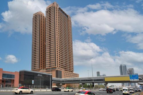 Two Seasons Hotel (Former Gloria) *4