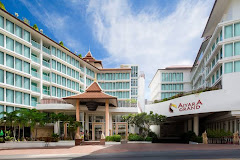 Aiyara Grand Hotel *4