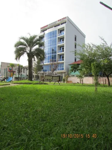 *Grand Palace Hotel Batumi 4